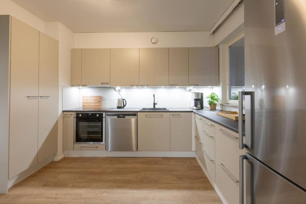 Huoneisto Rovakatu 27 A7 Apartamento Rovaniemi Exterior foto